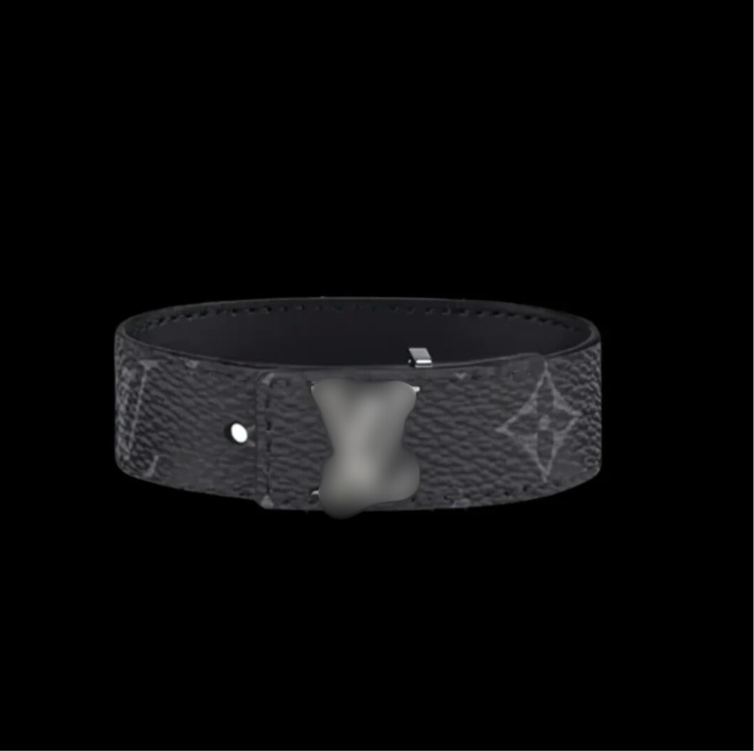 Lv1 Bracelet Vendor